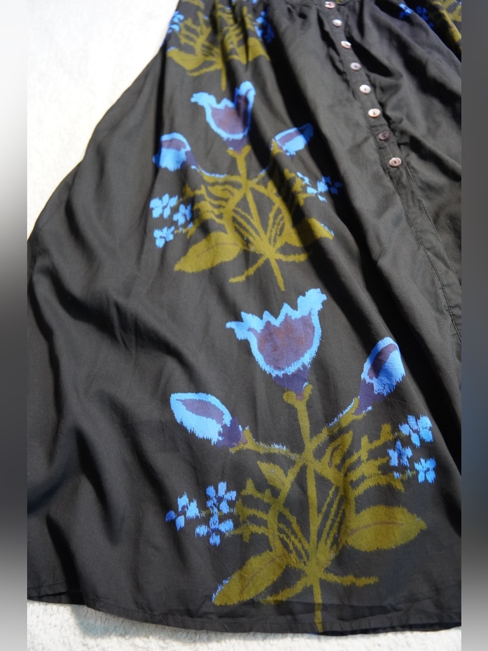 Free People Boho Black Floral Button-Front Maxi Skirt Smocked waist Size M - Picture 4 of 9